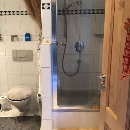 Doppelzimmer Mit Terrasse Zum Garten, Ruhig, Weinbergsblick, Zusaetzliches Kinderzimmer Anbei Moeglich Winningen Eksteriør bilde